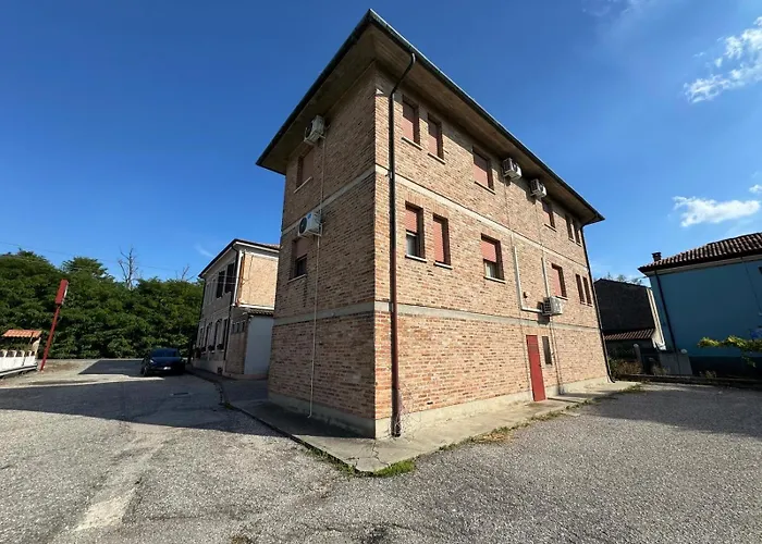 Отель La Botte *